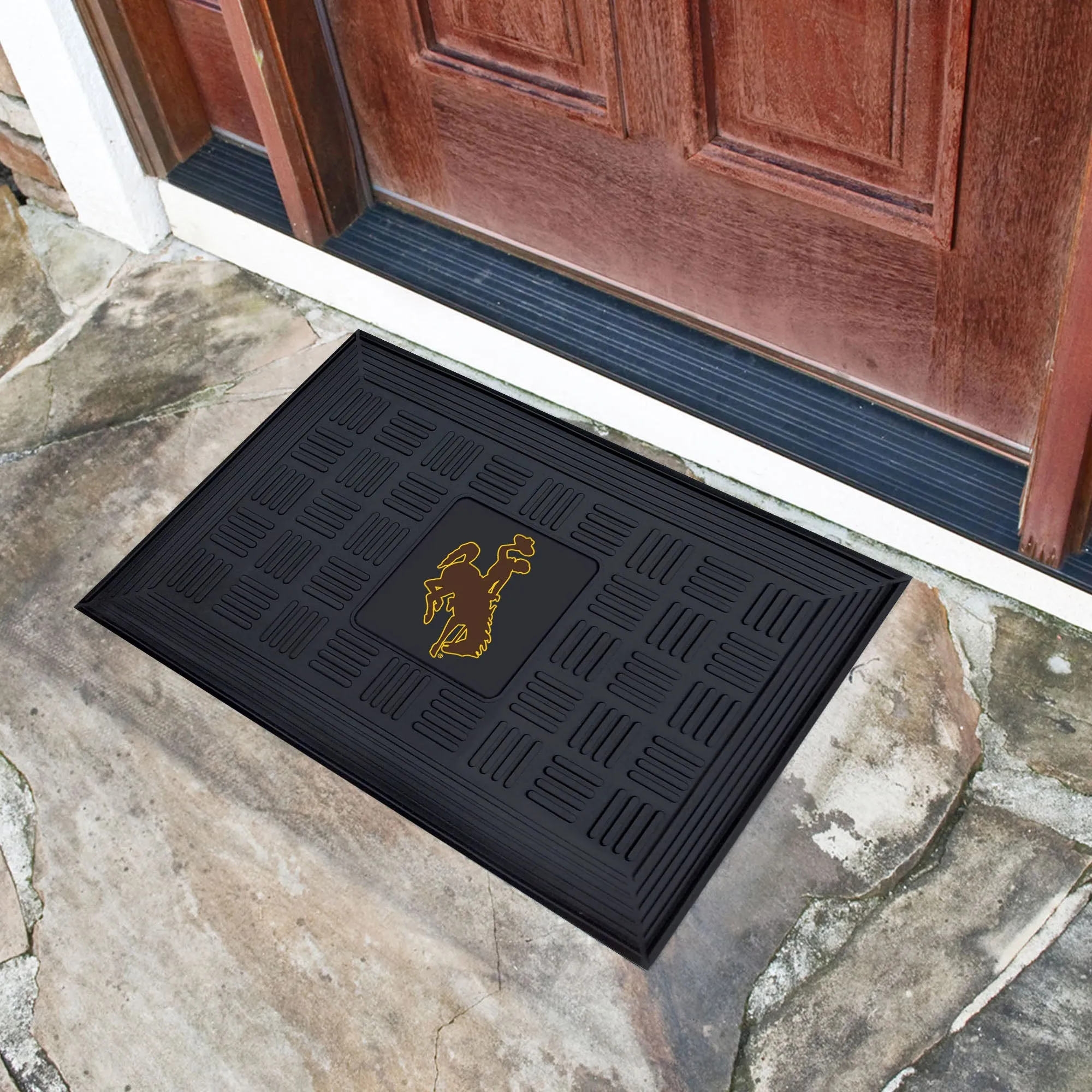 Fanmats Wyoming Cowboys Heavy Duty Vinyl Medallion Door Mat - 19.5" x 31"