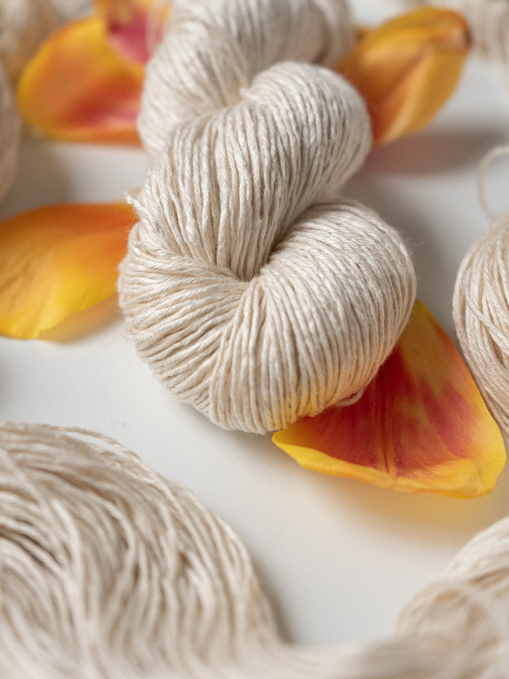 Fresh DK <br><small>silk & linen</small>