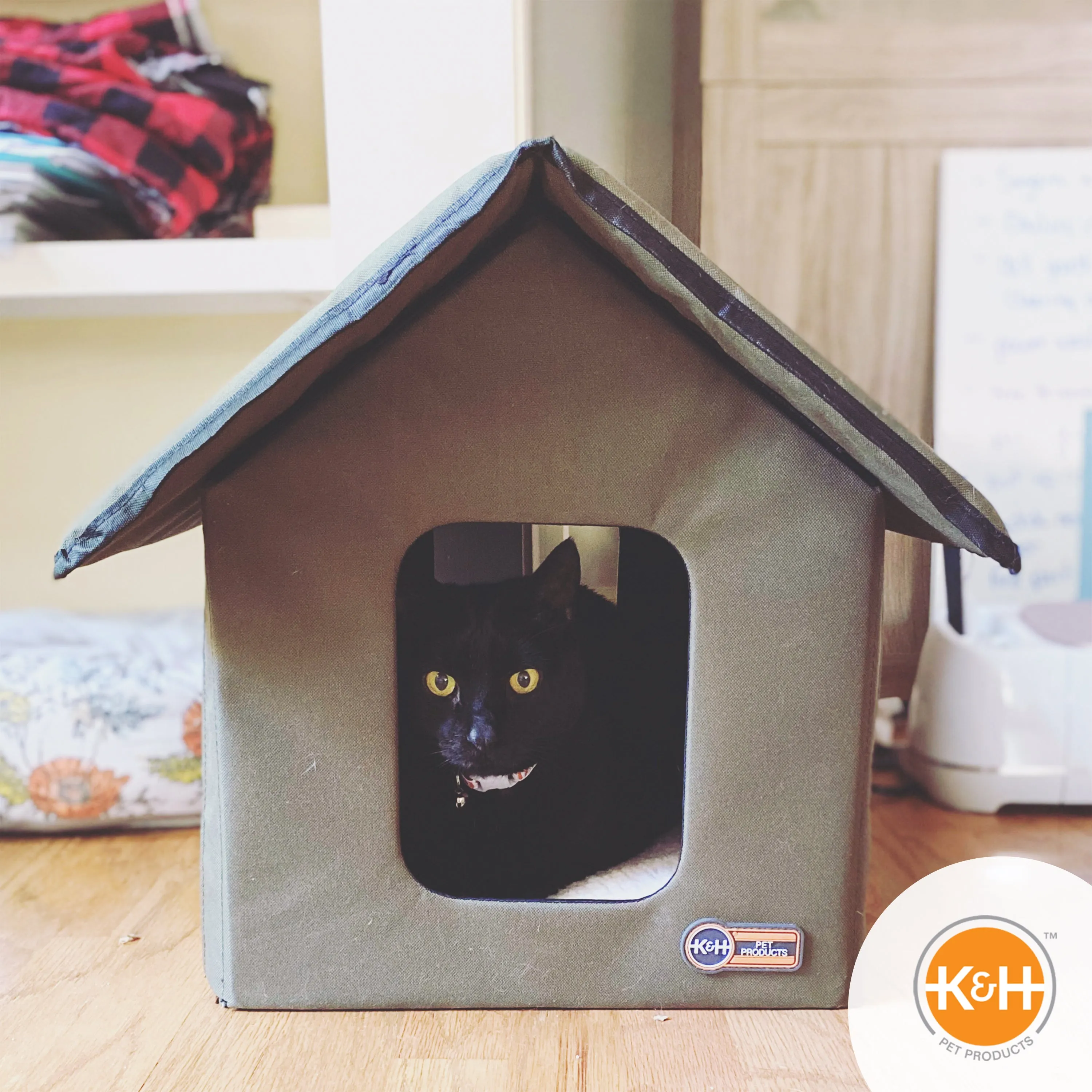 K&H Thermo Outdoor Kitty House - (Heated & Unheated)